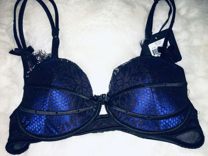 (Category: ) located in . Submitted by sixes (Listing ID 282796648, Image 1). Description: .