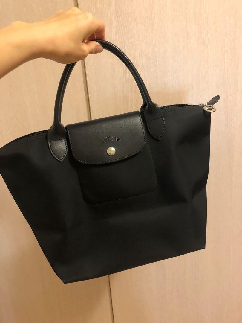 旋轉拍賣 carousell