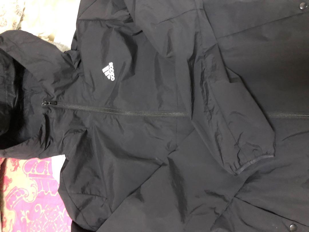 adidas jacket風嬲 （分類：外套及戶外衣服）位於 Hong Kong。 由 ck1324 提交（商品編號 282689271，圖片 1）。簡介： 二手著過幾次 好新淨 $200～～。