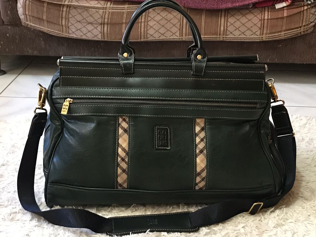 Daks travel bag hotsell