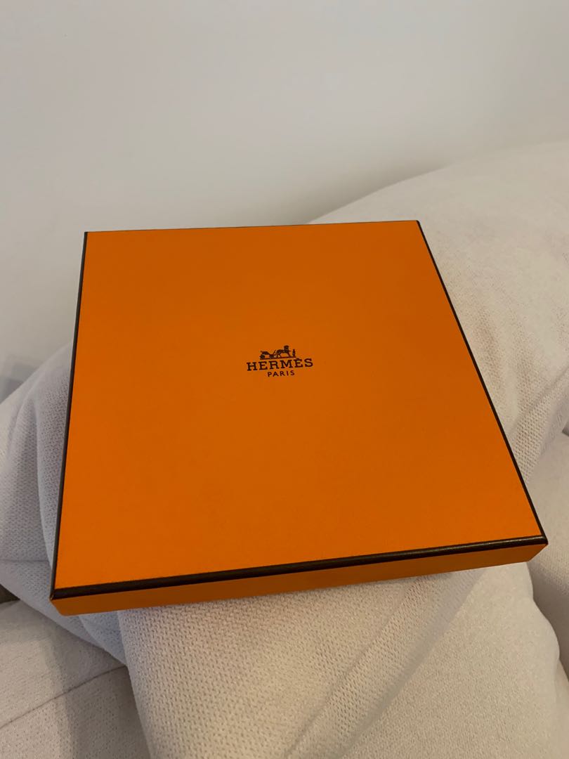 Hermes Box 16x15x2, Women's Fashion, Bags & Wallets, Purses & Pouches ...