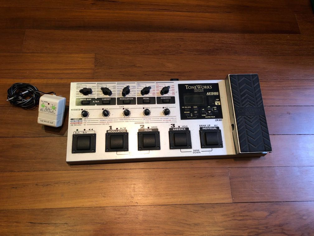ToneWorks AX1500G multifects pedal board, Hobbies & Toys, Music