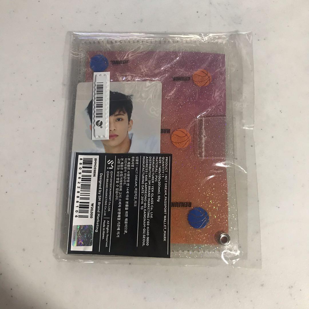 NCT Dream Mark Passport Wallet with Photocard, Hobbies & Toys