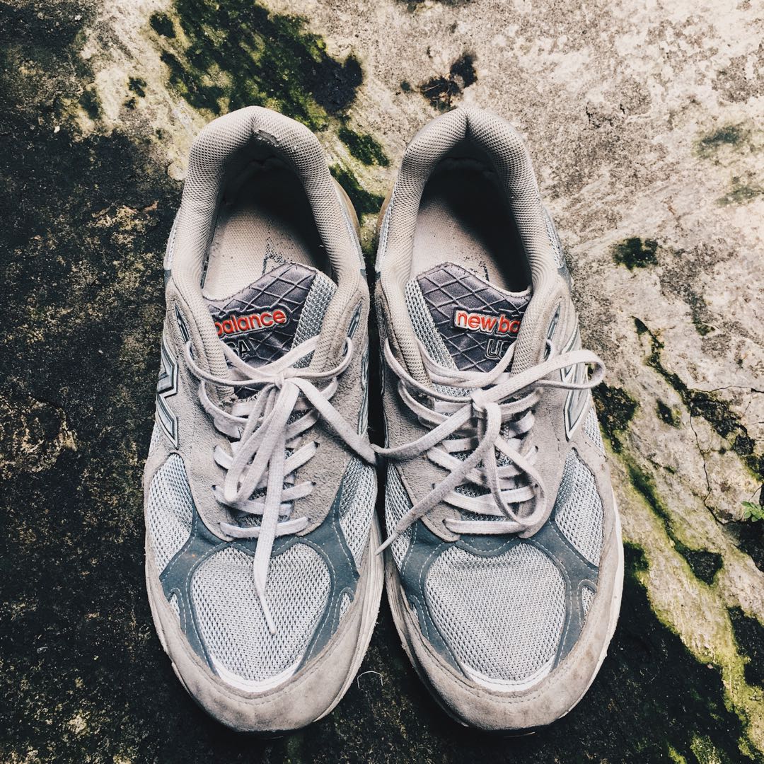 New balance 990v3, Fesyen Pria, Sepatu , Sneakers di Carousell