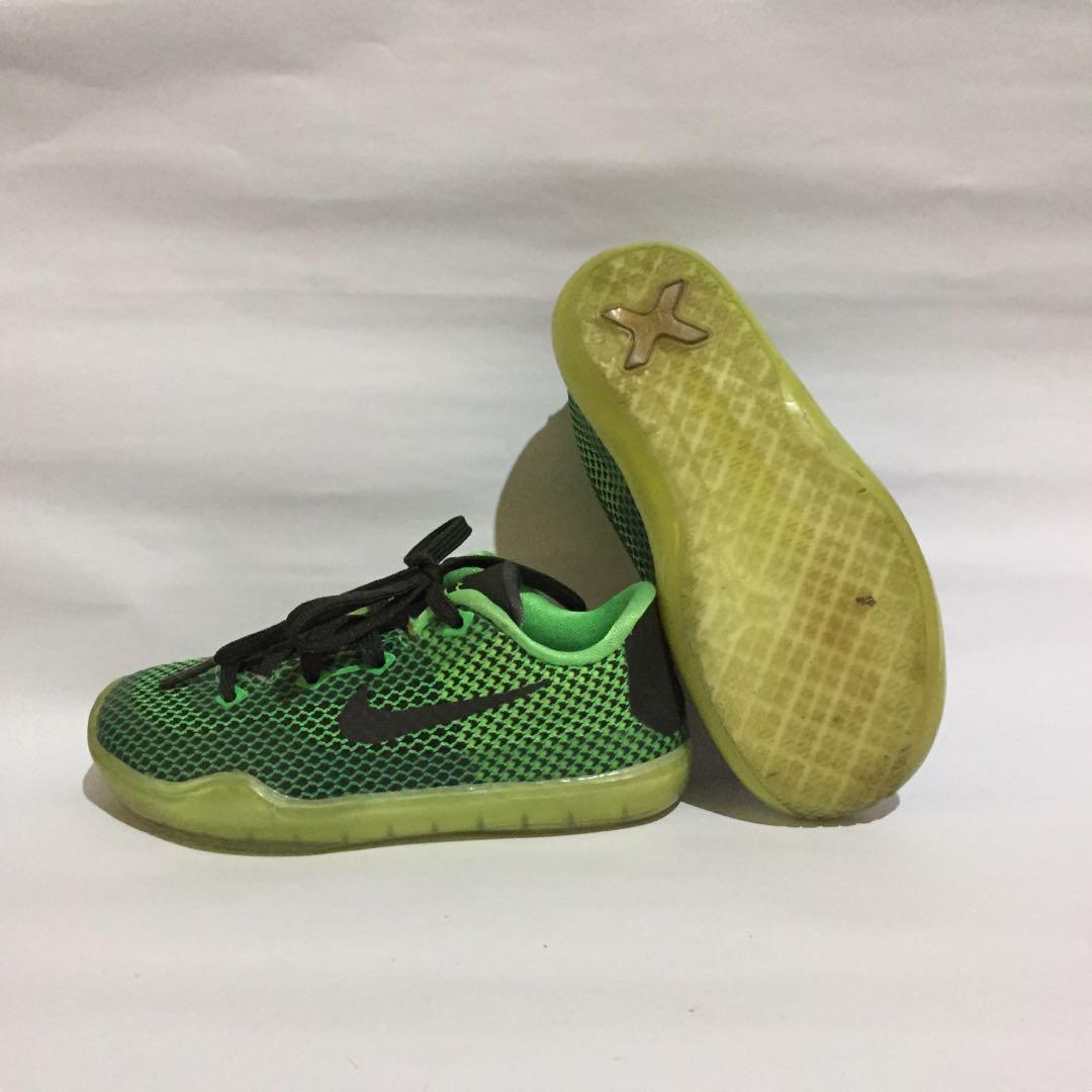 Kobe shoes kids green deals