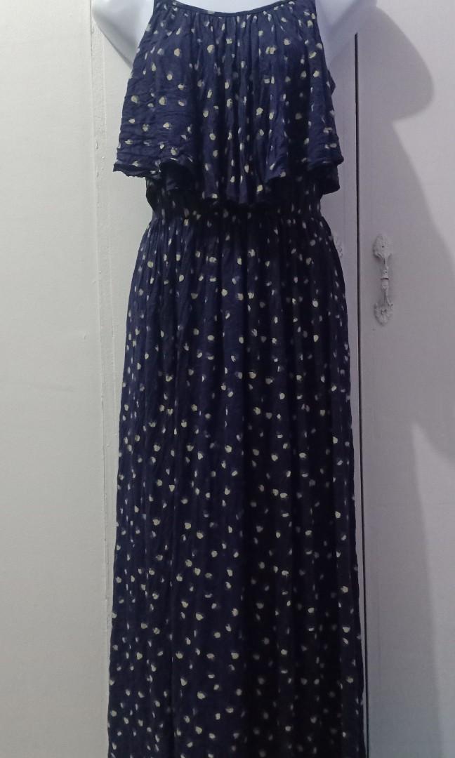Preloved long dress 07 (Category: Dresses) located in Manila. Submitted by hotflower13 (Listing ID 282707883, Image 2). Description: Preloved long dress po. Nakastock lng sa cabinet bawas gamit po. Please manage your expectation. Thank you!!! RFS: Decluttering.