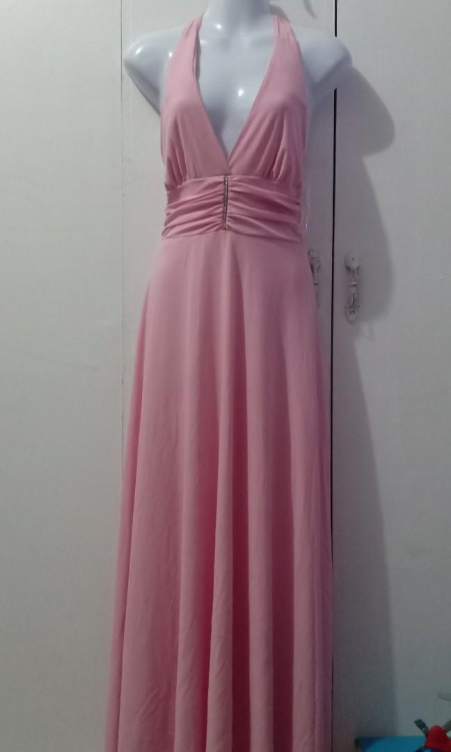 Preloved long dress/gown (Category: Evening dresses & gowns) located in Manila. Submitted by hotflower13 (Listing ID 282706666, Image 2). Description: Preloved po xa ndi na po gagamitin. Nakastock lng sa cabinet bawas gamit po. Please manage your expectation. Thank you!!! RFS: Decluttering.