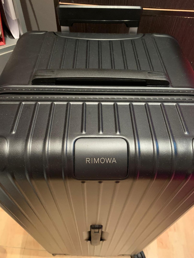 RIMOWA Essential Trunk Plus Red The world's first - Depop