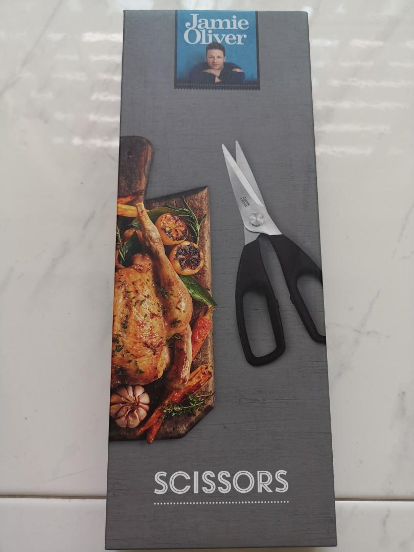 Scissors (Category: Knives & Chopping Boards) located in Singapore. Submitted by gooitem (Listing ID 282831603, Image 1). Description: Stainless steel High quality material.