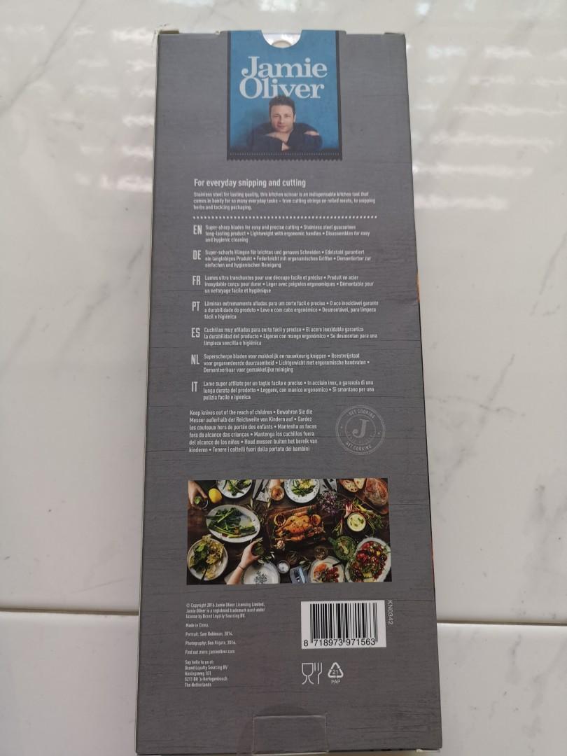 Scissors (Category: Knives & Chopping Boards) located in Singapore. Submitted by gooitem (Listing ID 282831603, Image 2). Description: Stainless steel High quality material.