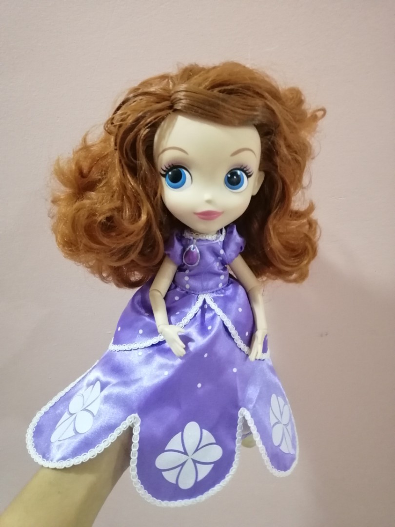 Sofia the first singing doll hotsell
