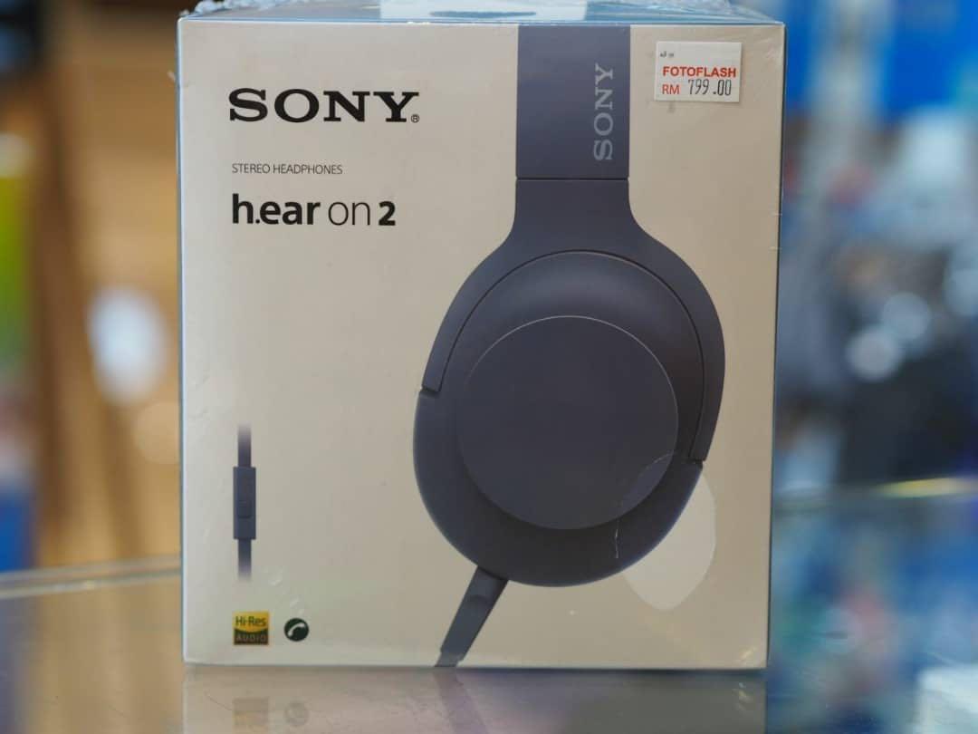 Sony Stereo Headphones, Audio, Headphones & Headsets on Carousell