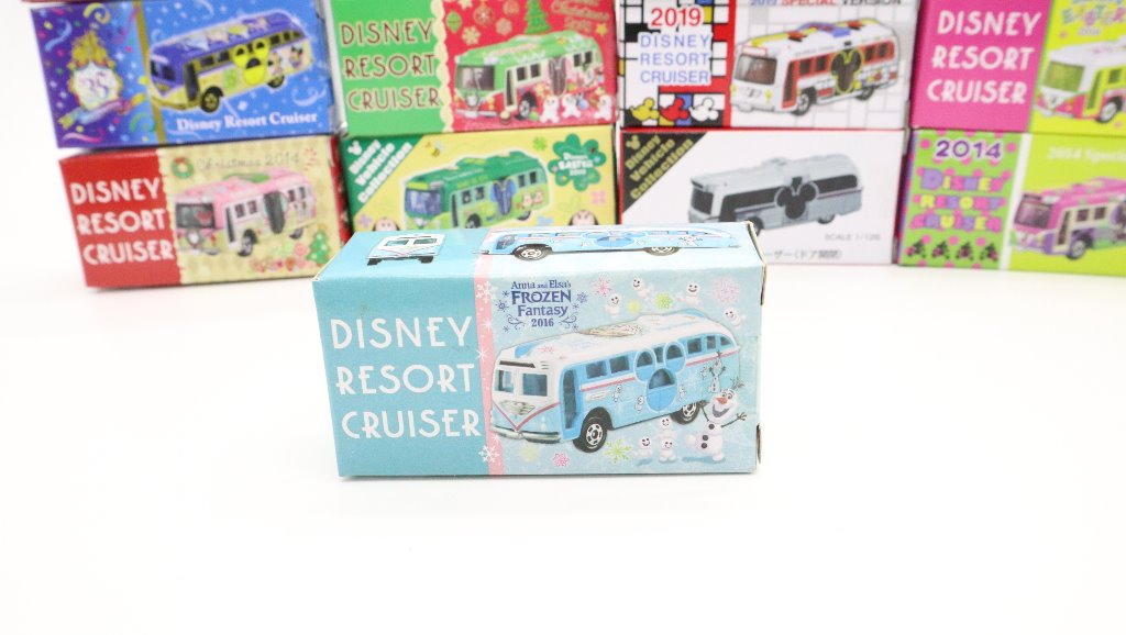 Tomy Tomica Tokyo Disney Resort Cruiser Frozen Bus 日本東京迪士尼巴士 Christmas ...