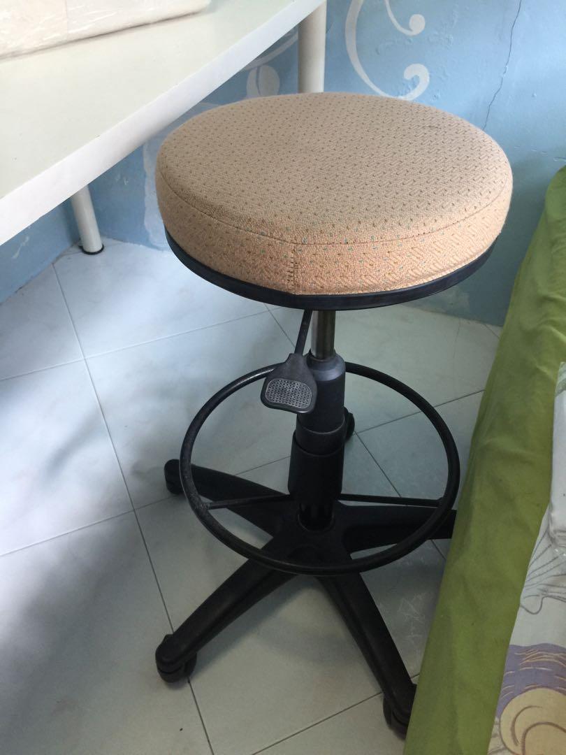 Bar stool (Category: Chairs) located in Singapore. Submitted by lovelysingapore (Listing ID 282765166, Image 1). Description: Good for bar table Self pick up at Upper Thomson Road .