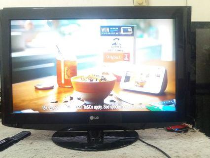 LG LCD tv 32inches