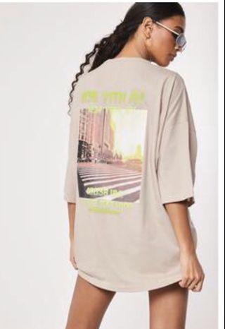 Missguided oversized nude graphic t shirt