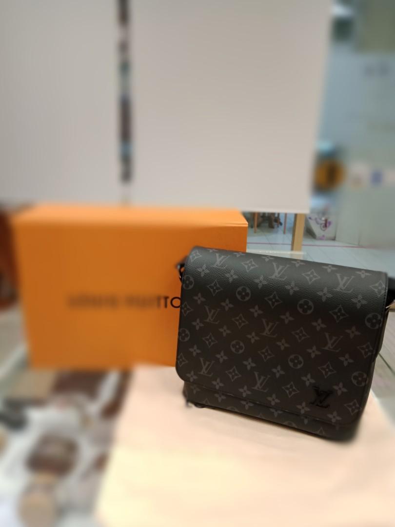 Louis Vuitton Damier Geant Citadin Messenger Bag, Luxury, Bags & Wallets on  Carousell