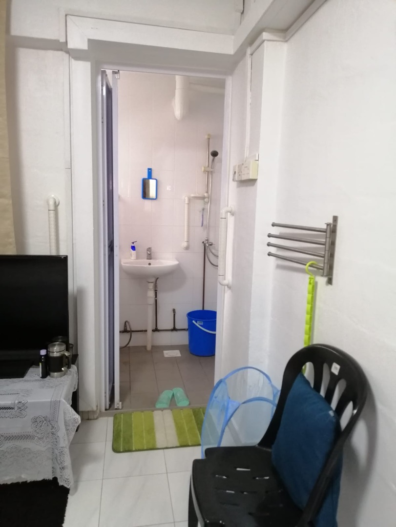(Category: ) located in . Submitted by cadenwan (Listing ID 282902178, Image 1). Description: .
