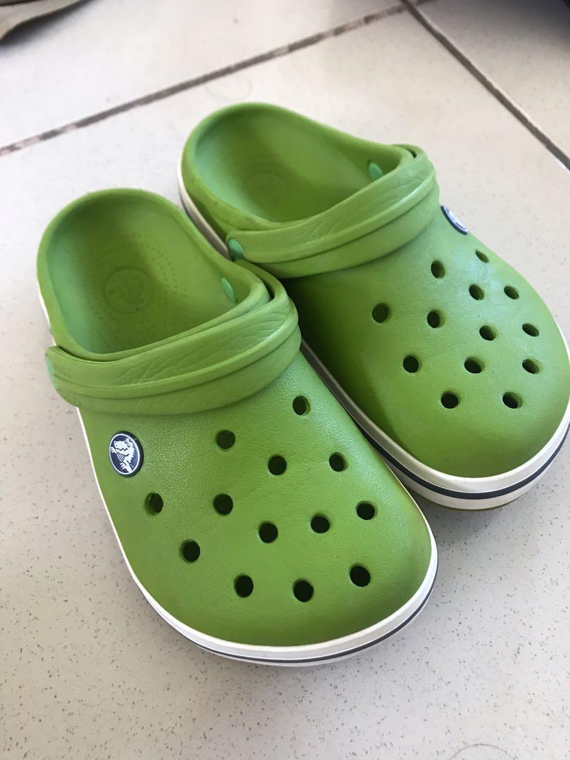 Crocs Clogs Apple Green (size-J2 