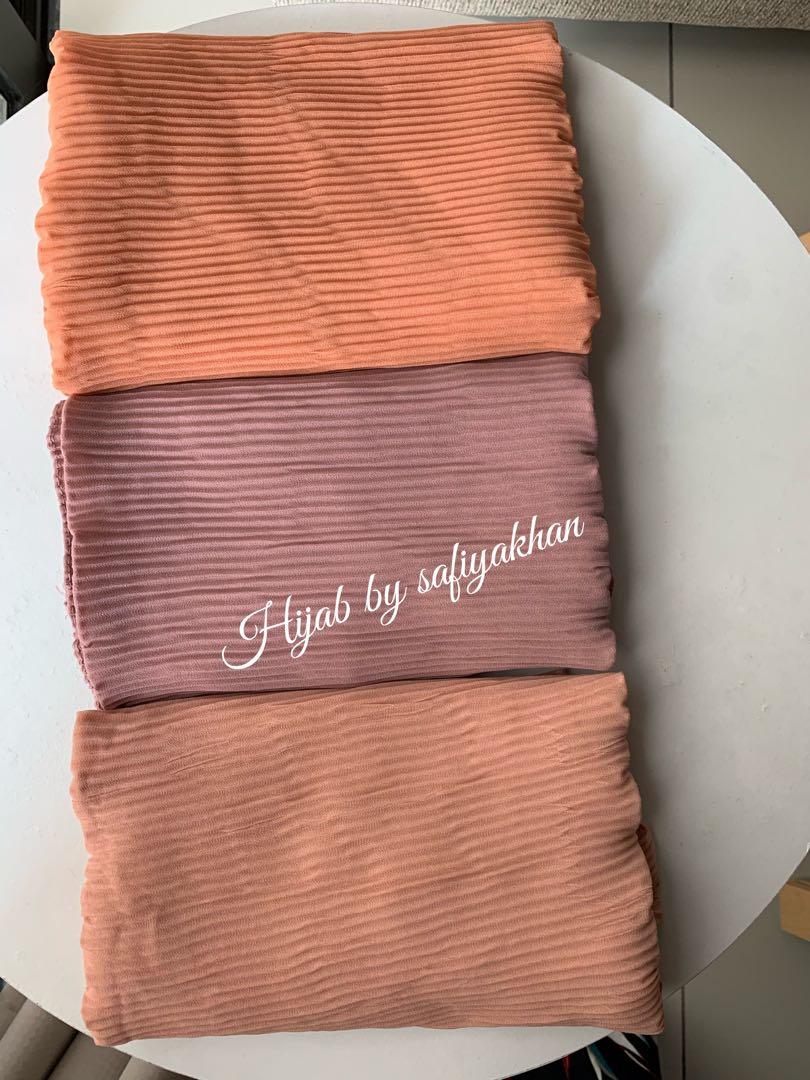 instant pleated shawl