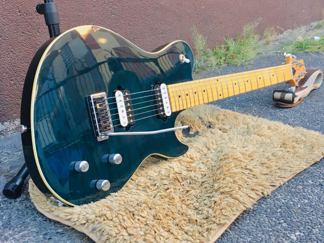 Samick greg bennett clearance fastback