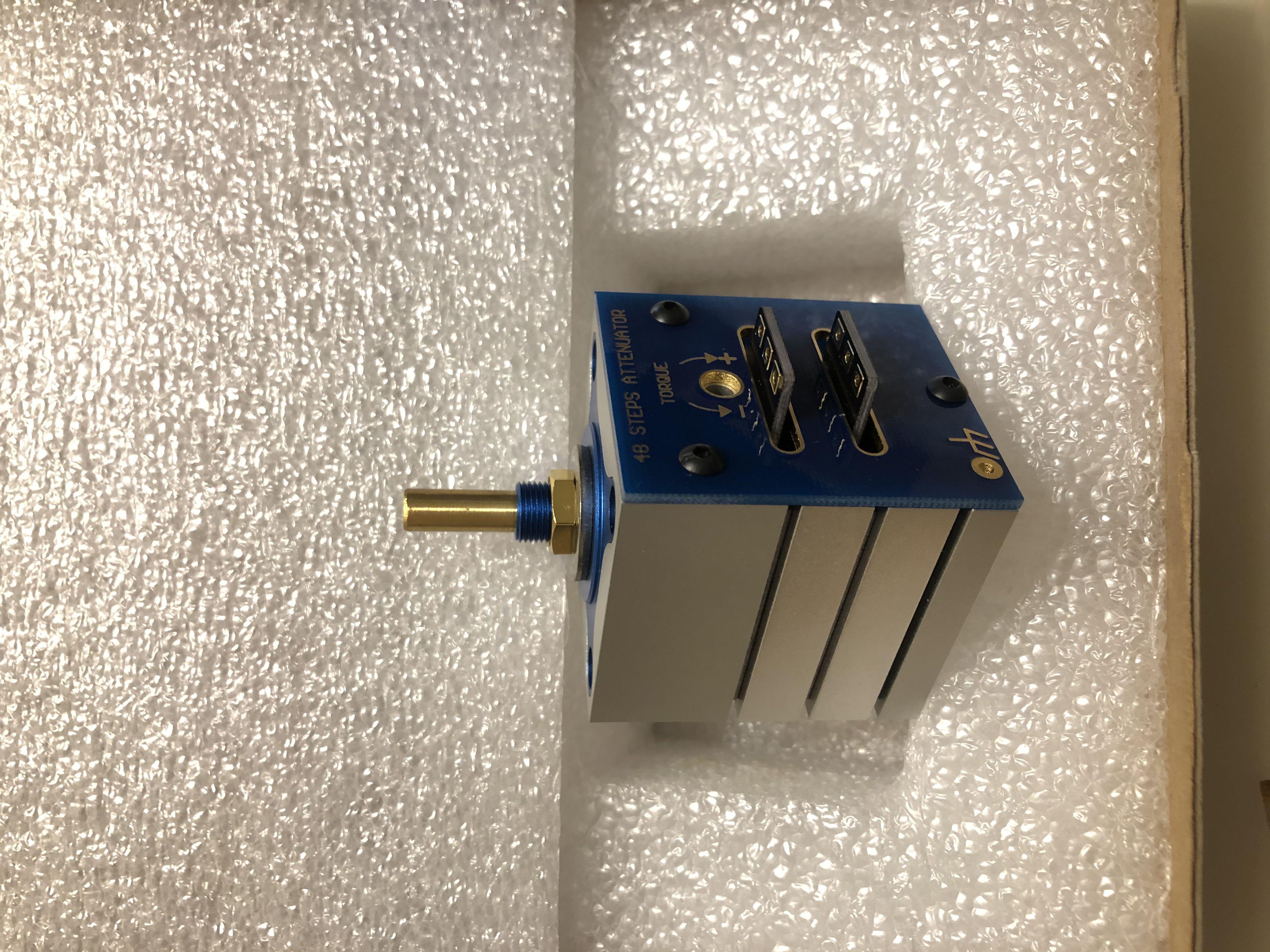 Khozmo Stepped Attenuator, Audio, Other Audio Equipment on Carousell