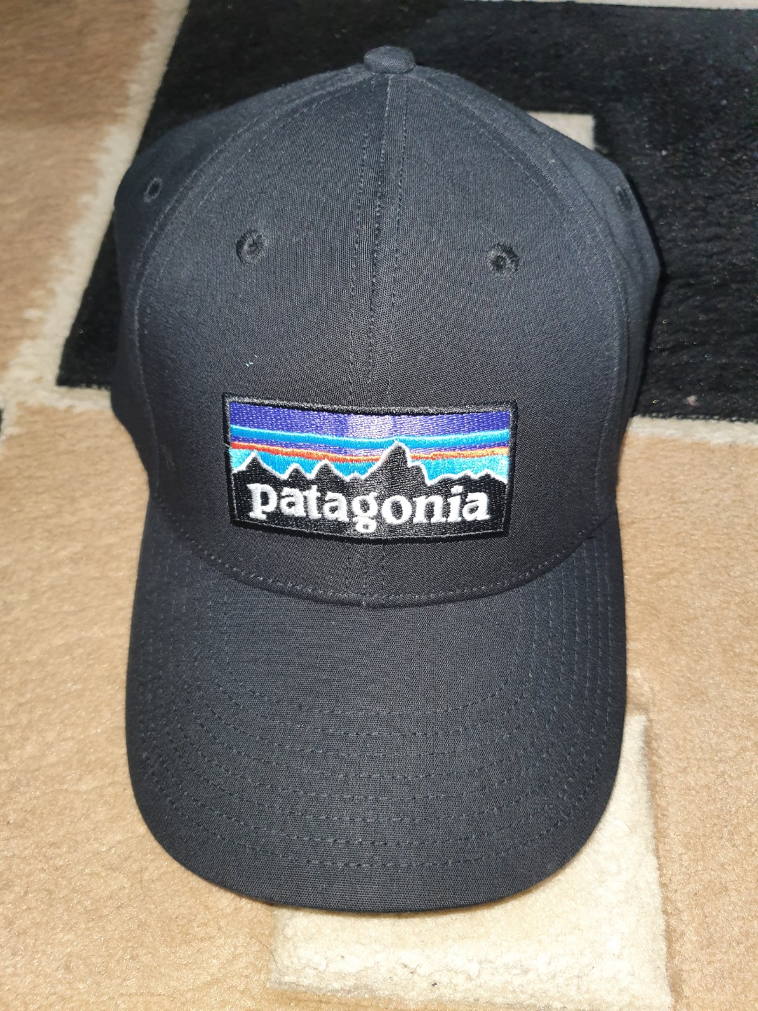 strapless baseball cap