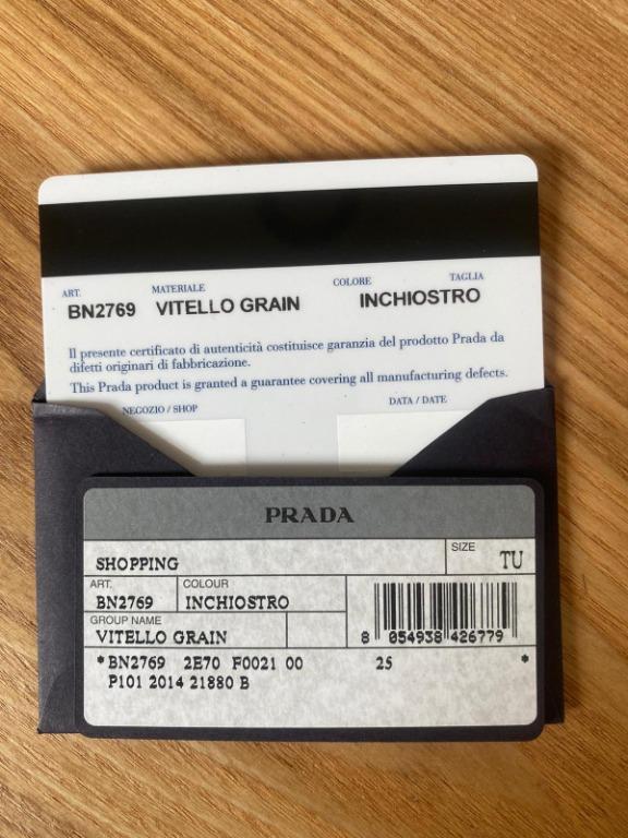 PRADA （分類：長銀包）位於 Hong Kong。 由 ejohnny 提交（商品編號 282948936，圖片 3）。簡介： PRADA BAG BN2769 WITH DUST BAG COLOR : INCHIOSTRO MATERIAL : VITELLO GRAIN 自用 99% NEW 。