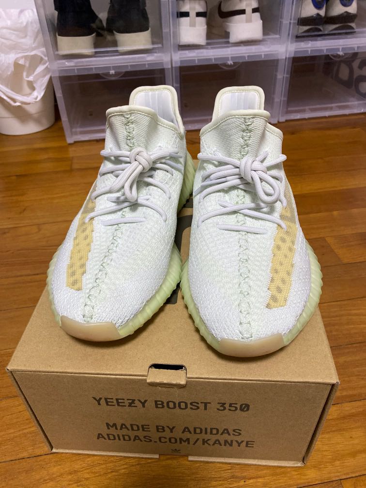 yeezy boost 350 hyperspace