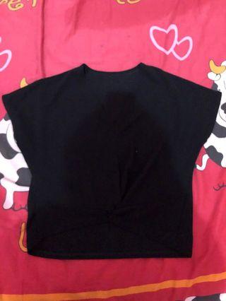 atasan hitam melar crop top