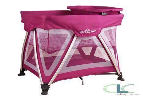 giant carrier crib geoffrey