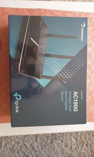 Unopened-BN TP-Link EC330 AC1900 wireless router