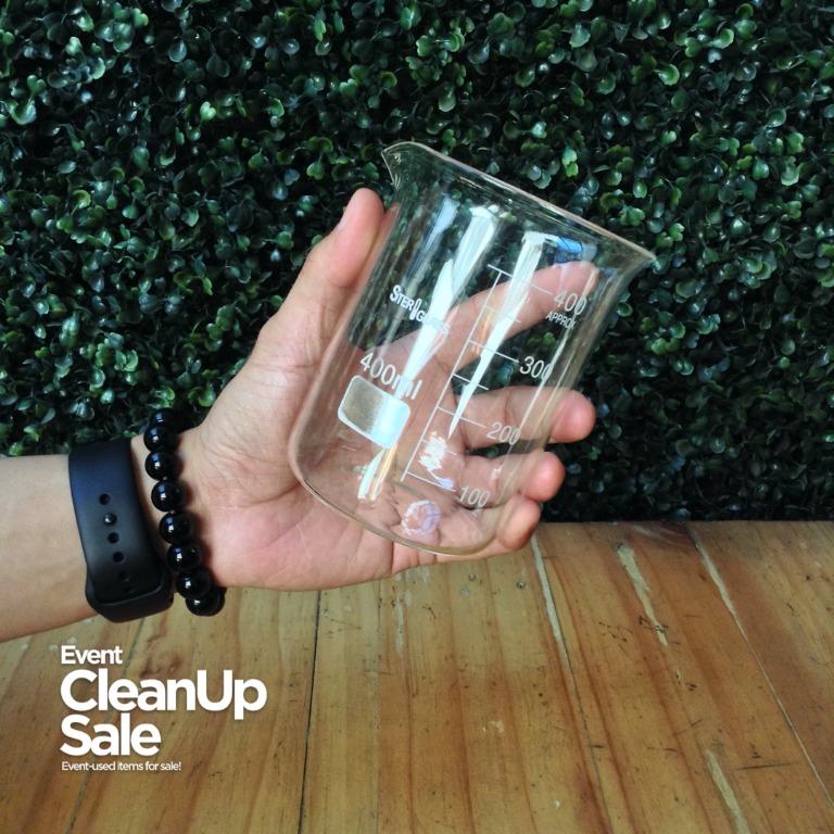 400ml Beaker (Category: Everything Else Others) located in Cainta. Submitted by cleanupsale (Listing ID 283112150, Image 1). Description: FOR SALE: 400ml Beaker Own for Only 260.00 each Good as New. Used once in an event Color: Clear/transparent Make: Glass RFS: Decluttering MOP: • BPI • BDO • GCash • COP (Cash on Pickup) PM for bank details. Shipment: Buyer shoulders the cost. Pickup: PM us for address. #CleanUpSale.