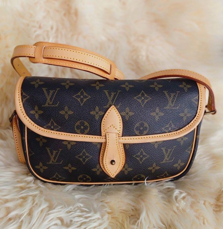 Louis Vuitton Gibeciere PM Vintage Made in France