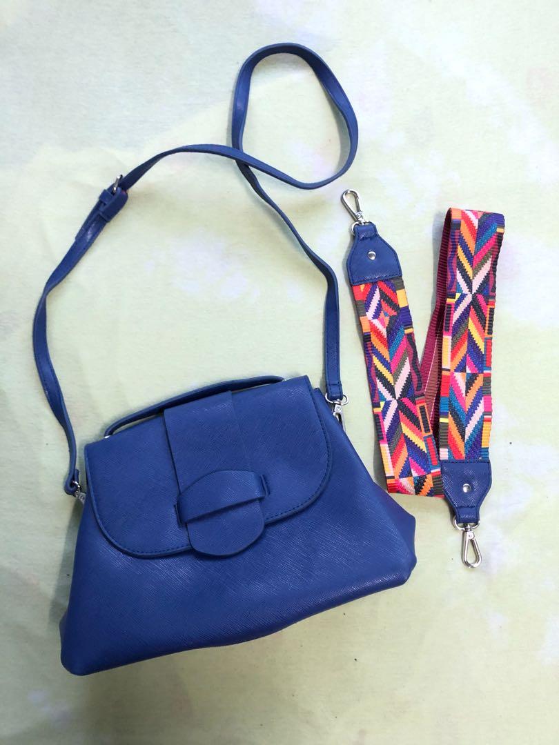 Blue Sling Bag (Category: Cross-body Bags) located in Manila. Submitted by toothless.project (Listing ID 283058912, Image 3). Description: Blue Sling with 2 Changeable Slings of your Choice. Prestine Condition, definitely not used. .