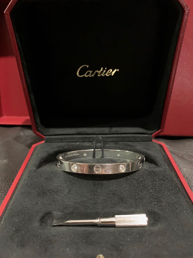 Cartier love bracelet white gold with 4 diamonds, Luxury 