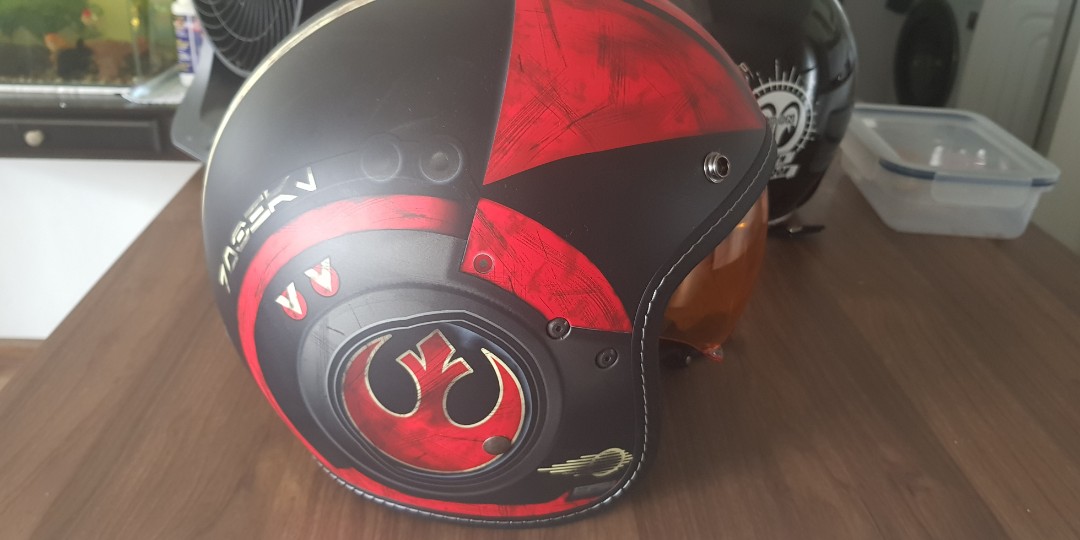 Hjc hotsell poe dameron