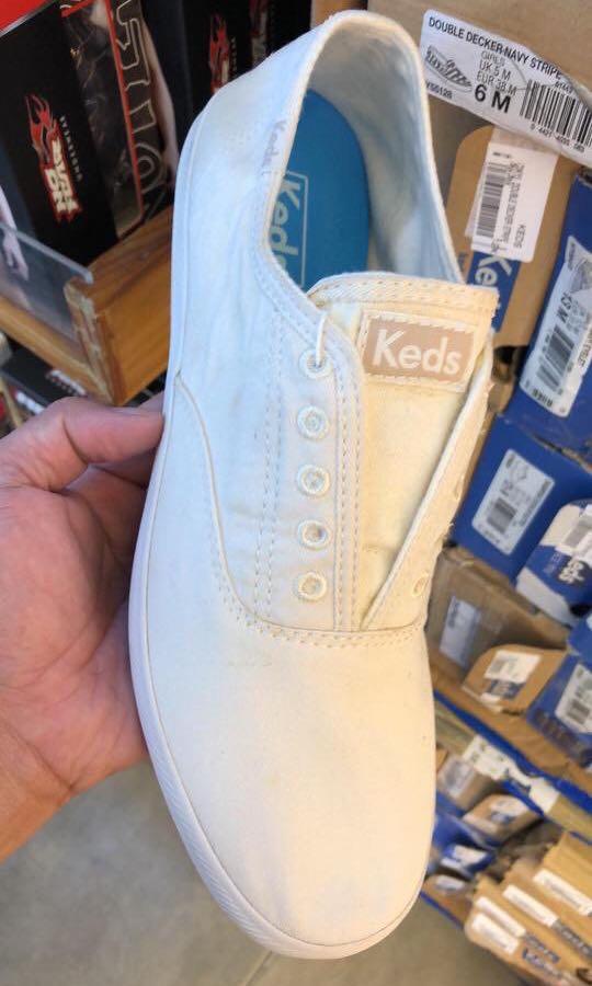 Keds White No Shoelace, Women's Fashion, Footwear, Sneakers on Carousell