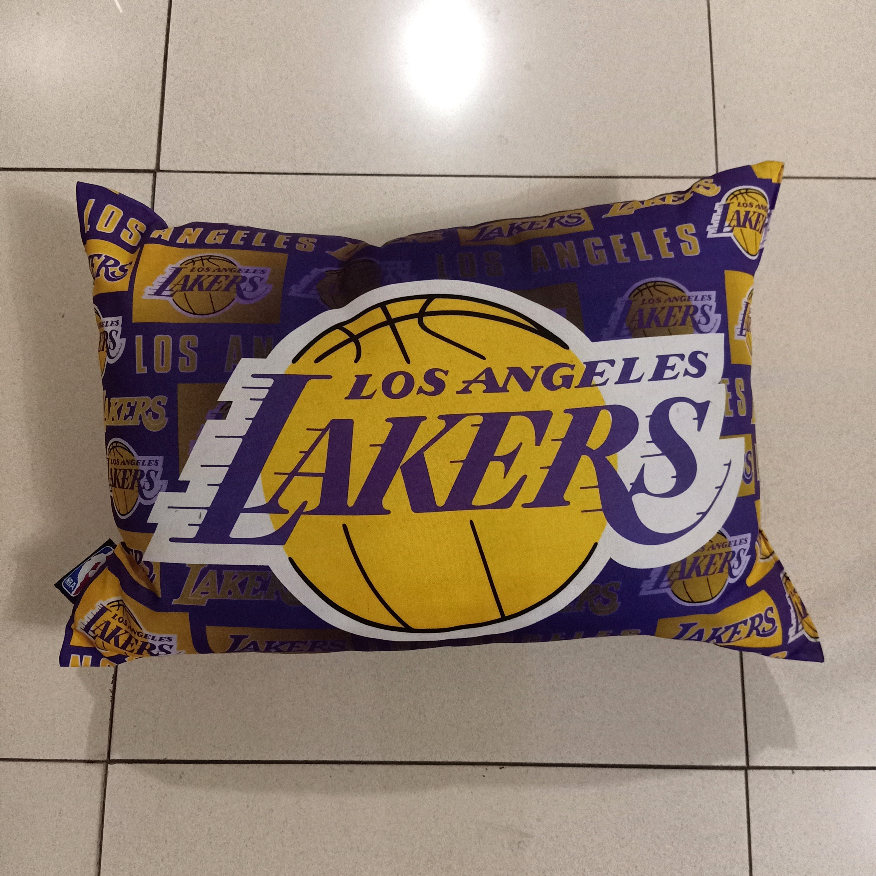 lakers pillow