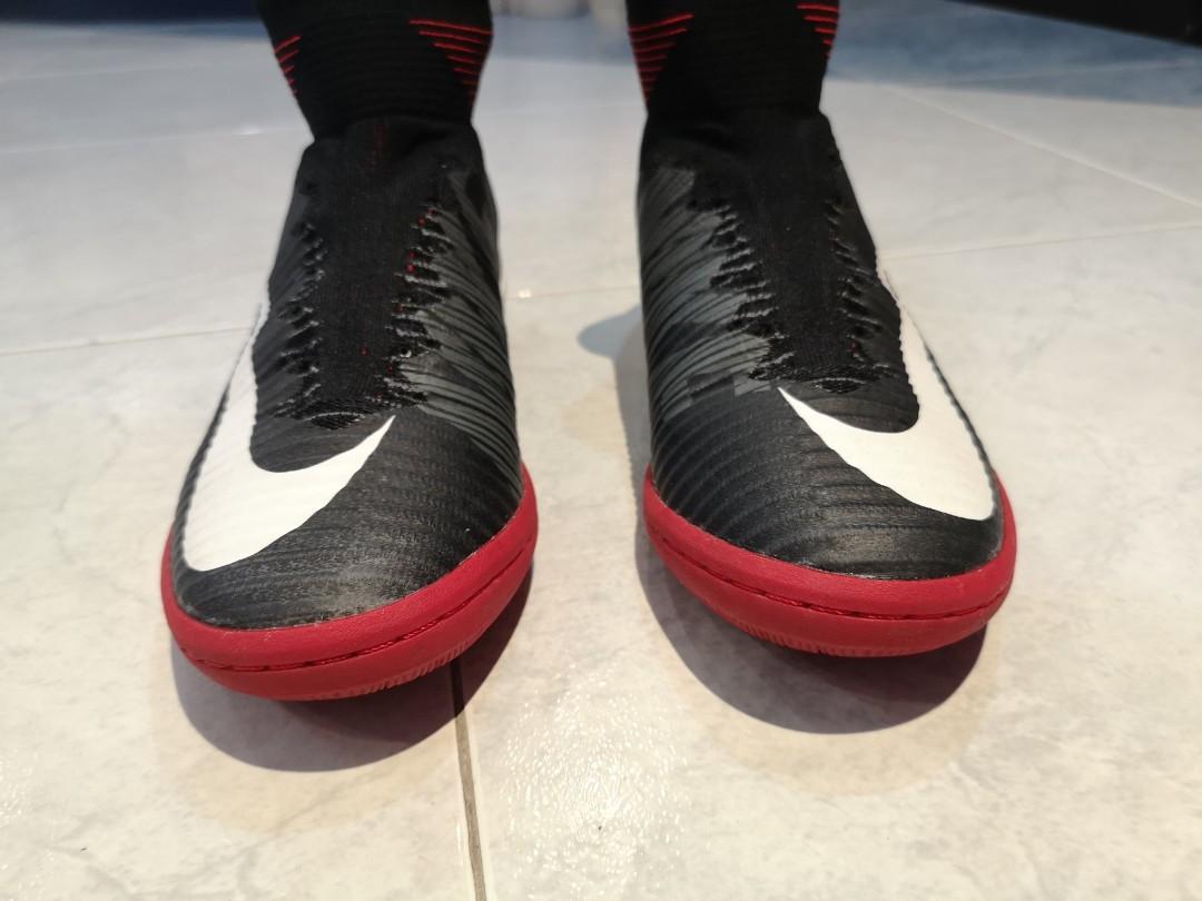 Nike mercurial flyknit futsal clearance