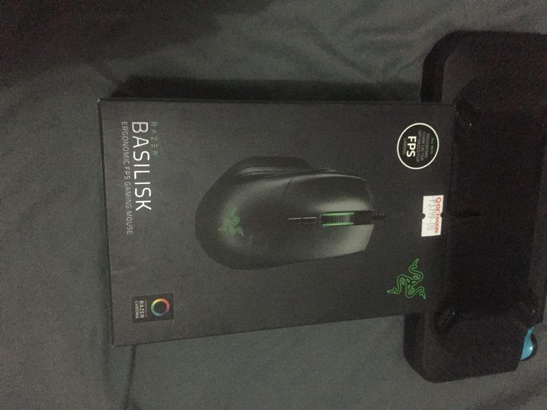 Razer Basilisk Gaming Mouse Electronics Computer Parts Accessories On Carousell