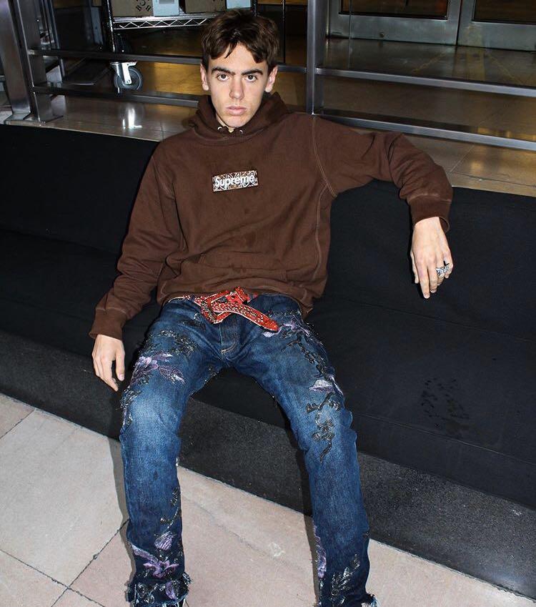 bb simon belt on waist
