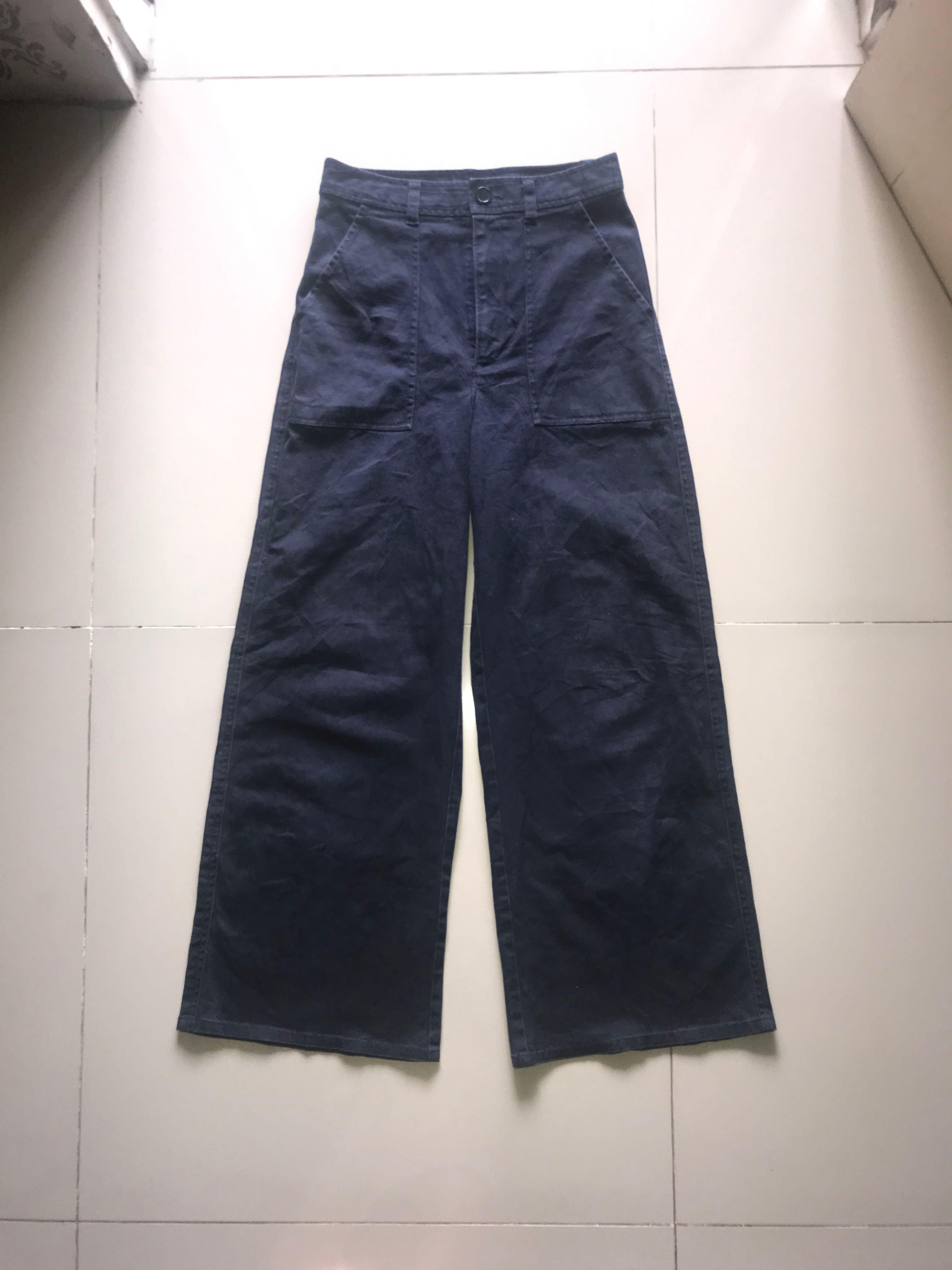  Uniqlo  Kulot  Navy Uniqlo  Cullote Pants Celana  Kulot  