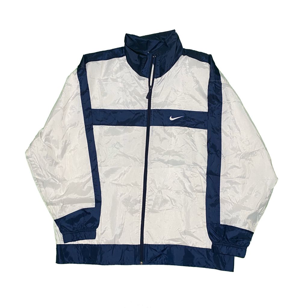 nike essential windbreaker