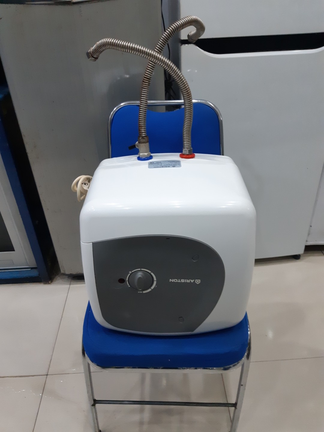 Water Heater Ariston Star 15 or 500 id, 15 liter, kondisi bagus