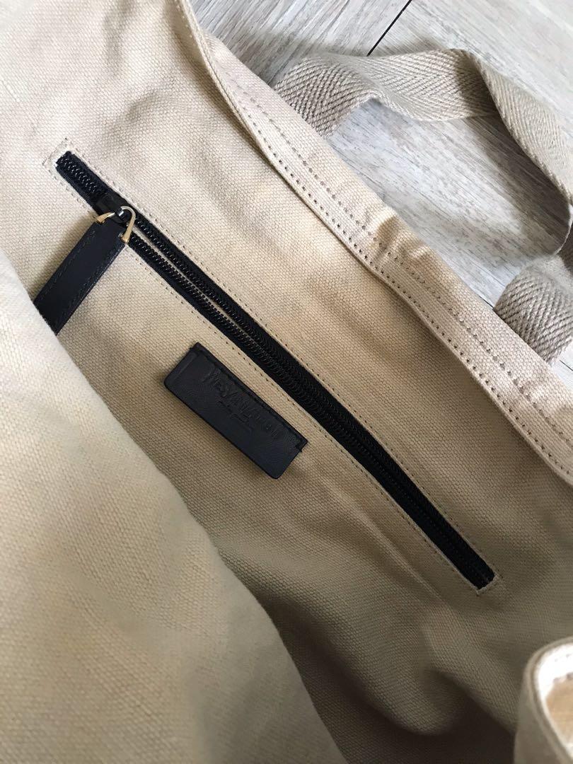 YSL （分類：手袋及銀包）位於 Hong Kong。 由 aysonwong 提交（商品編號 283104039，圖片 3）。簡介： Ysl tote bag !保養良好有使用痕積。