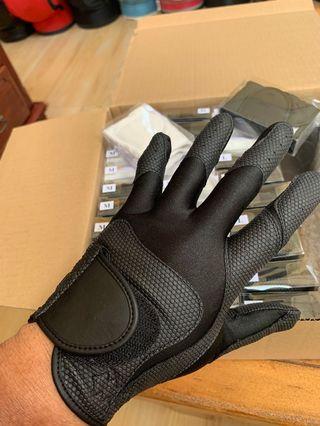 BN in a Box Sure Fit  Golf Gloves