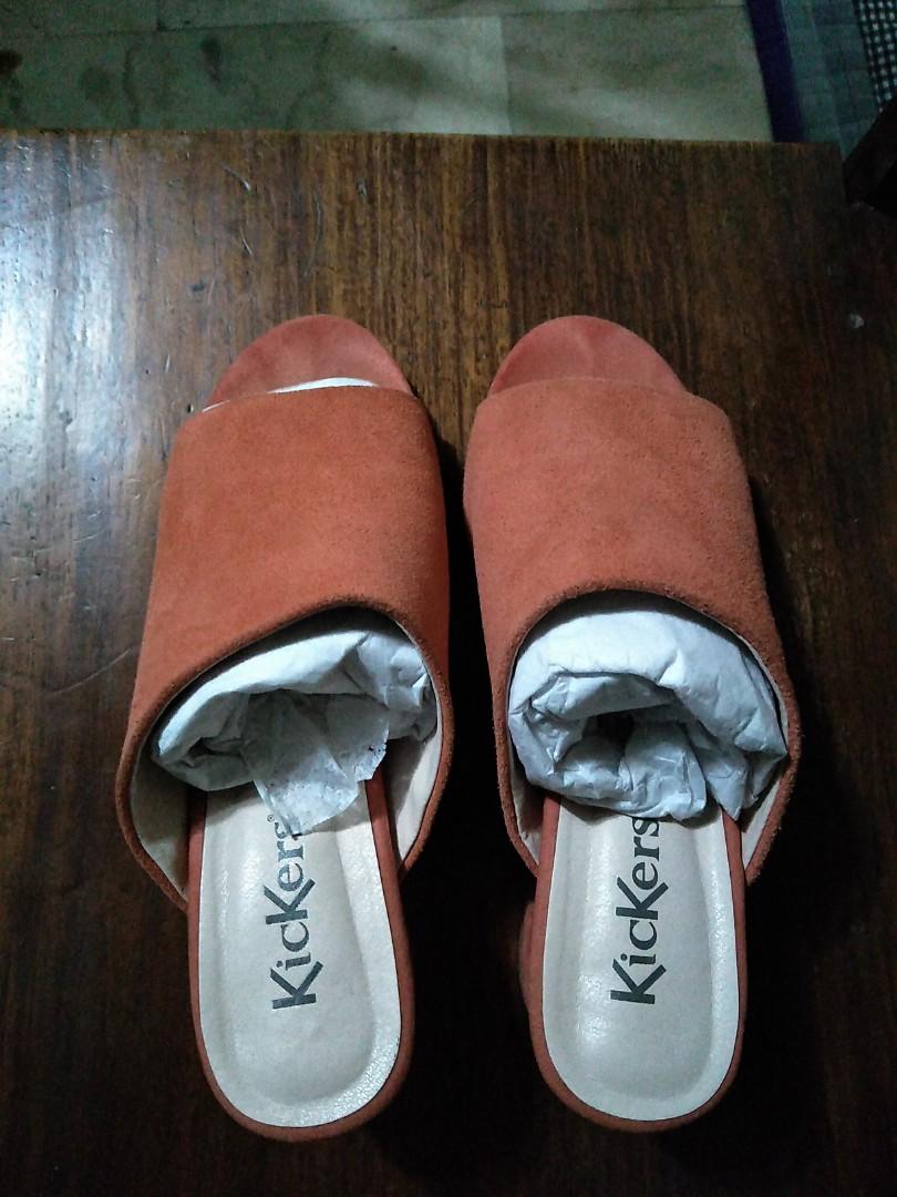 kickers slippers