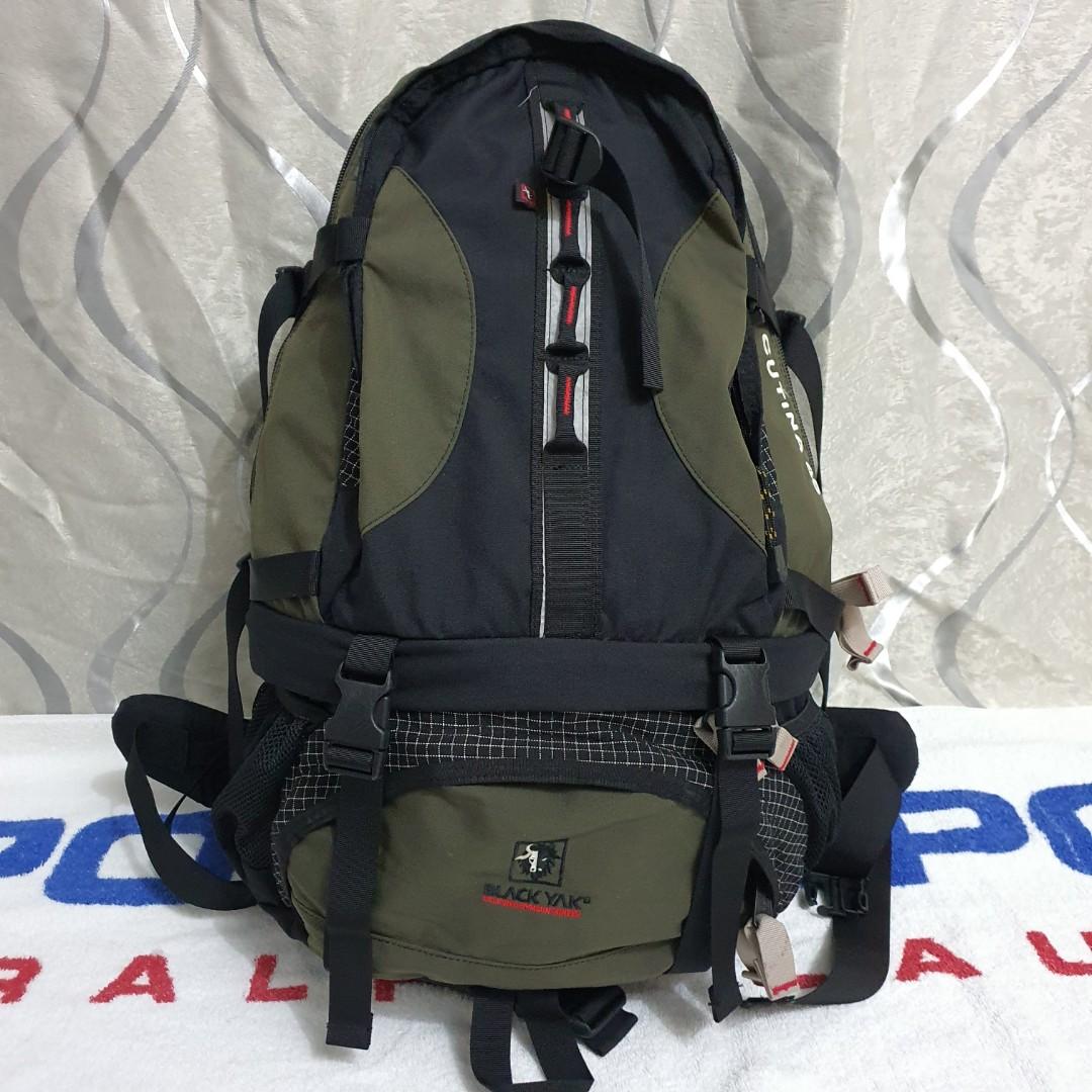 BLACK YAK CUTINA 46 BACKPACK, Men's Fashion, Bags, Backpacks on Carousell