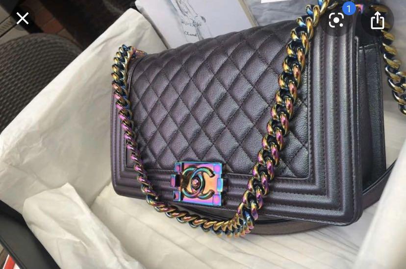 Chanel le boy iridescent discount